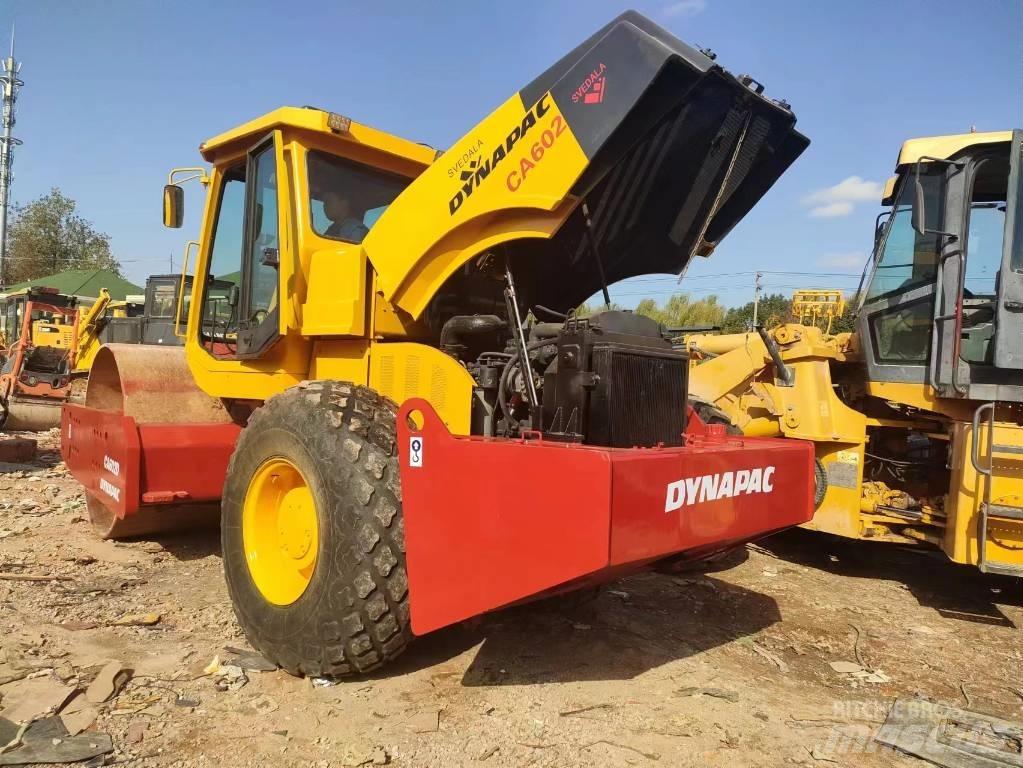 Dynapack CA602D Compactoare monocilindrice