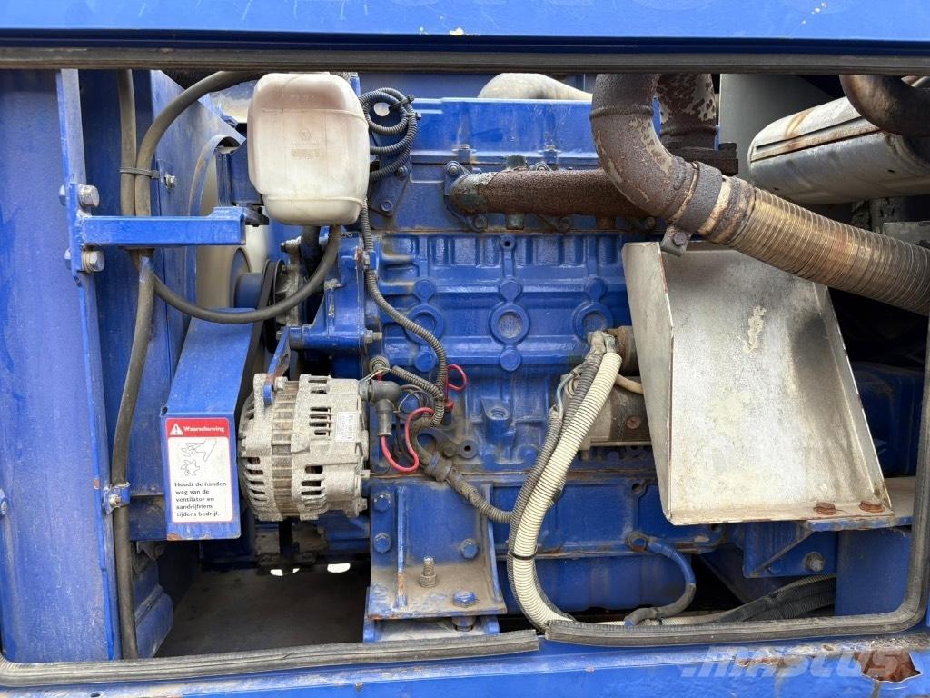 Tadano AW-210SX Nacele cu brat telescopic