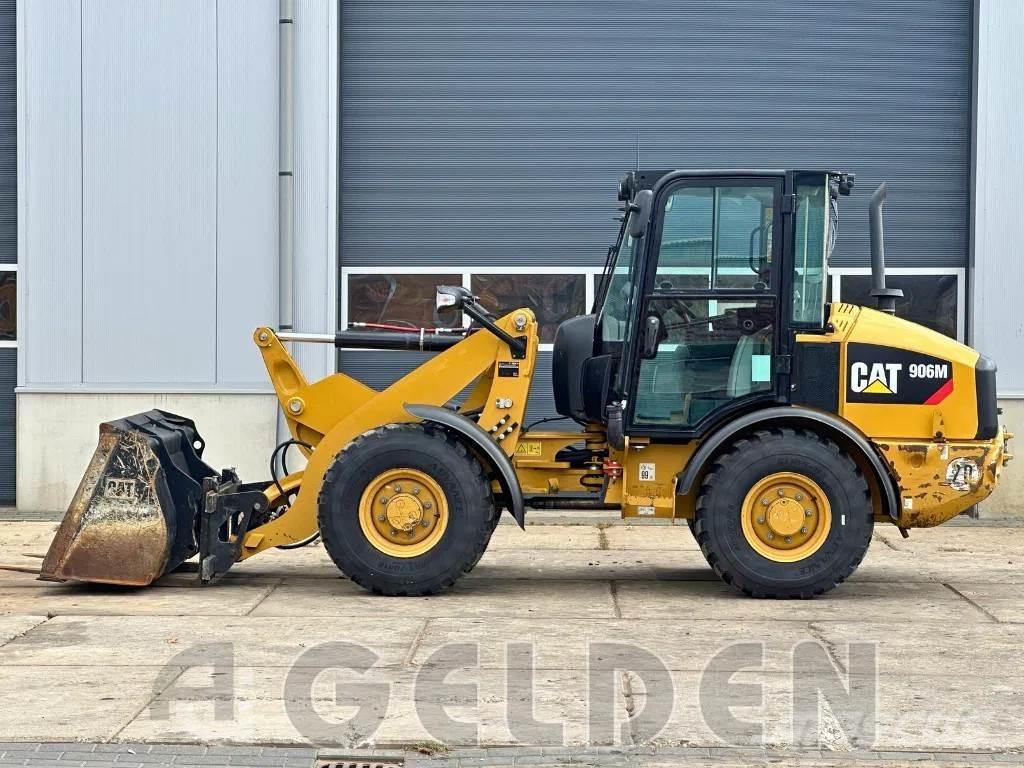 CAT 906M - NEW TYRES Incarcator pe pneuri