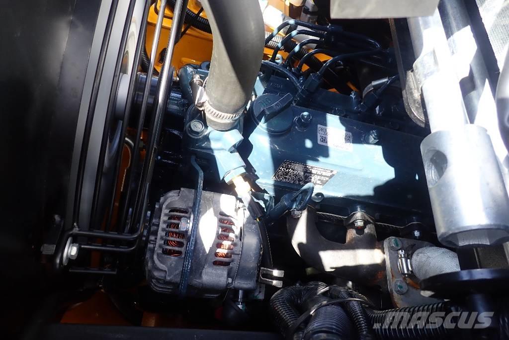 JCB 403 Incarcatoare multifunctionale