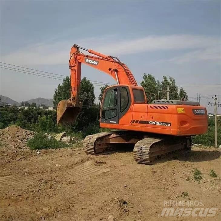Doosan DX 225 LC-9C Excavatoare pe șenile
