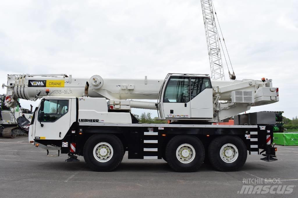 Liebherr LTM1055-3.2 Macara pentru orice teren