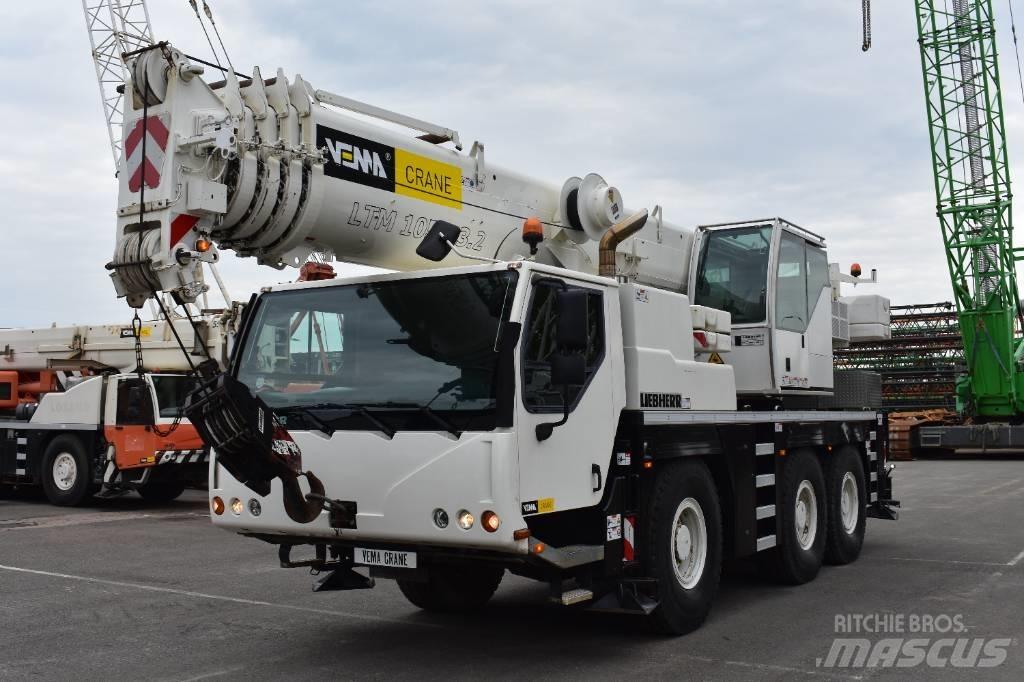 Liebherr LTM1055-3.2 Macara pentru orice teren