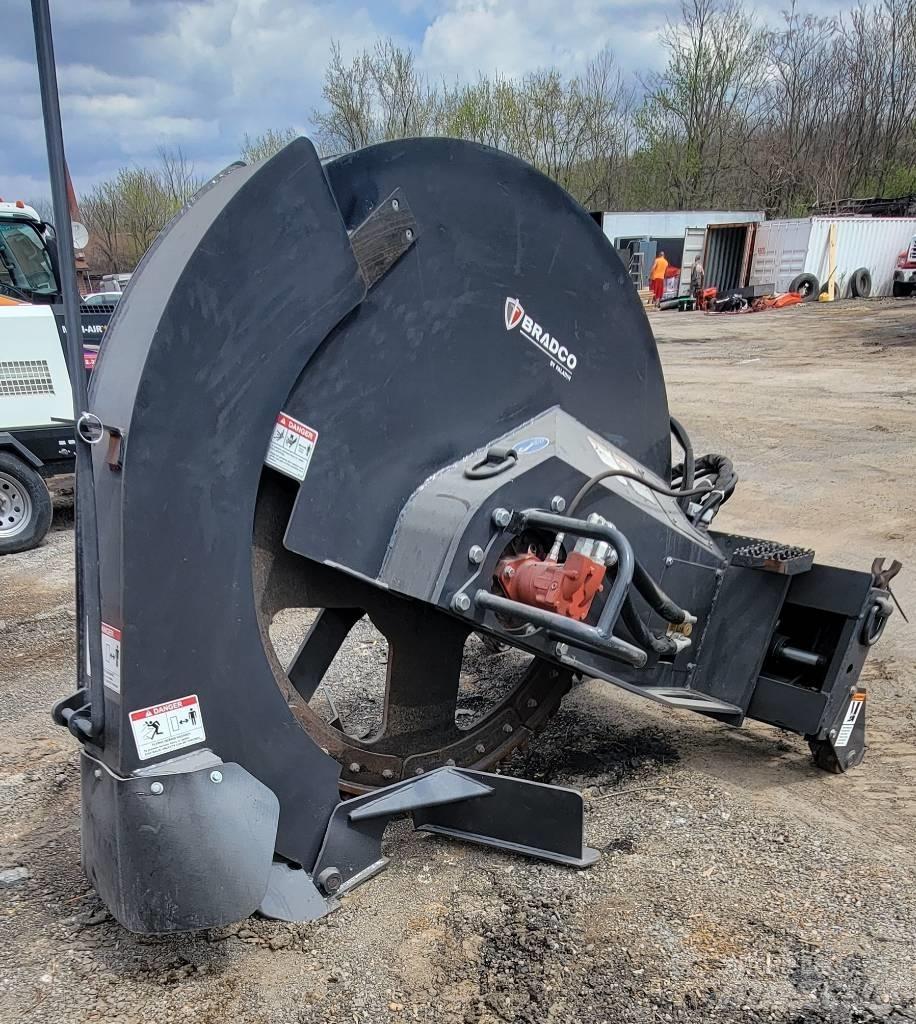Bradco X24-610 Utilaje taiere asfalt