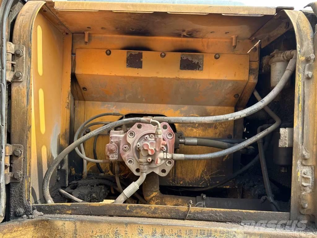 Hyundai 305LC-7 Excavatoare pe șenile
