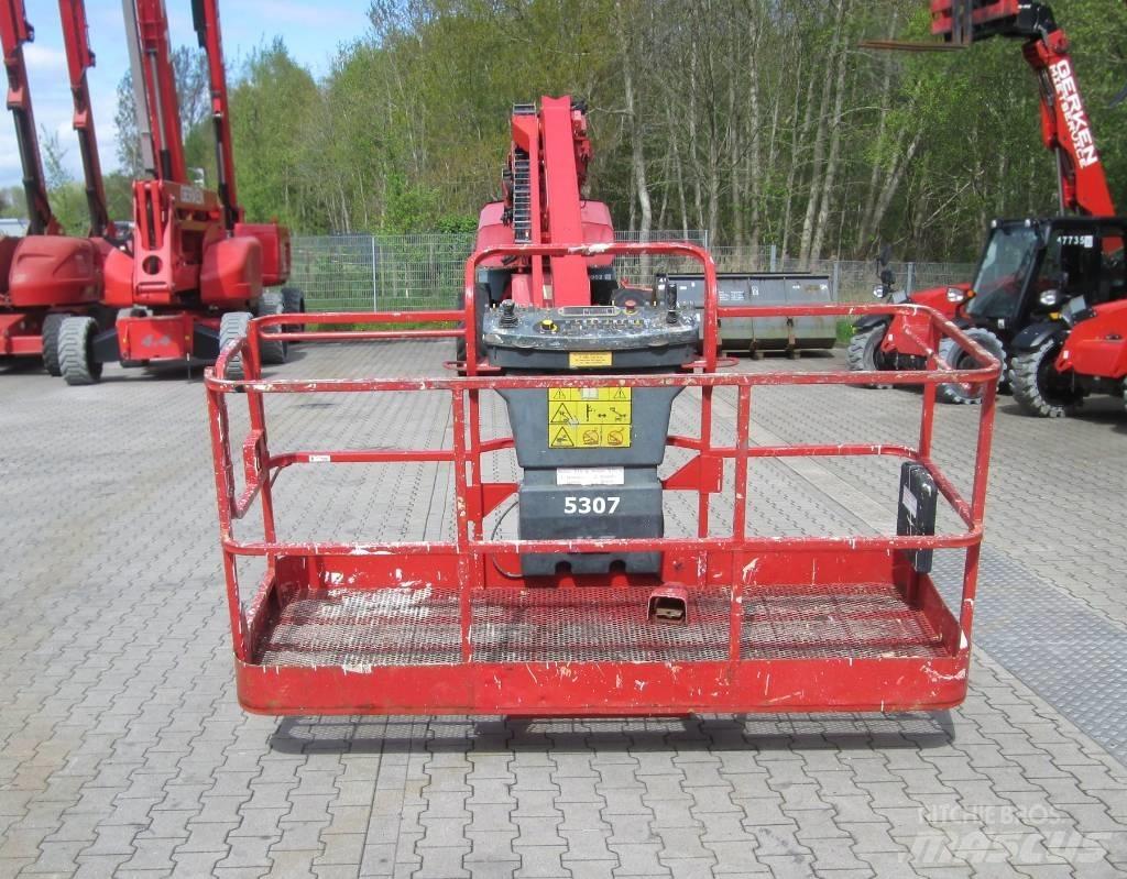 JLG 1500 SJ Nacele cu brat telescopic