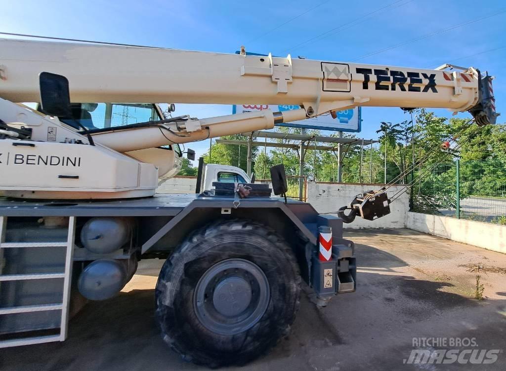 Terex RC45 Macara teren accidentat
