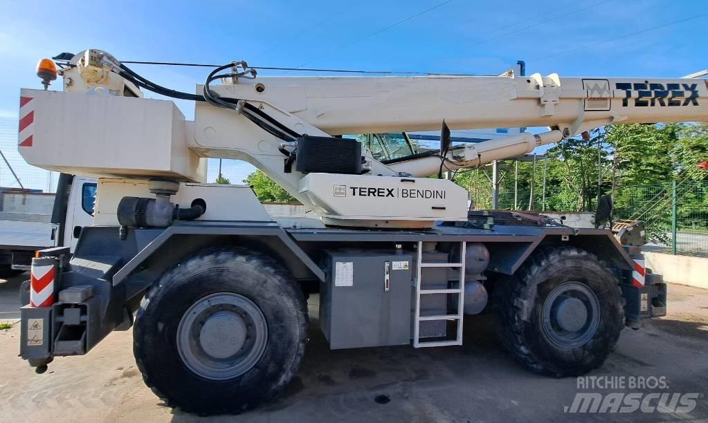 Terex RC45 Macara teren accidentat