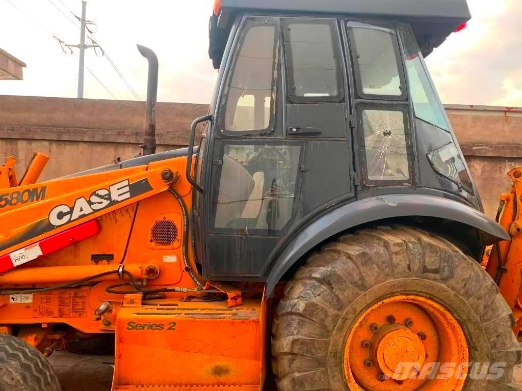 CASE 580 M Buldoexcavatoare