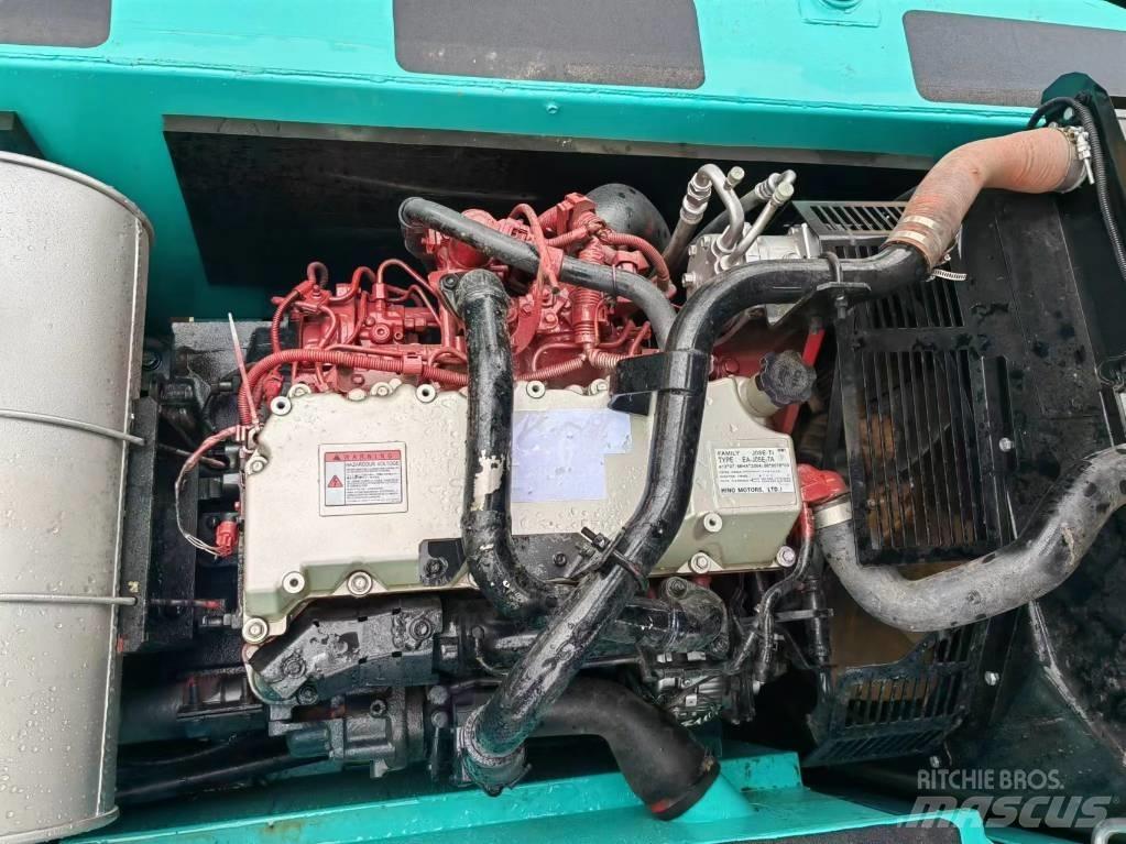 Kobelco SK200D Excavatoare pe șenile
