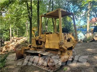 Komatsu D 31 A-17 Buldozere pe senile
