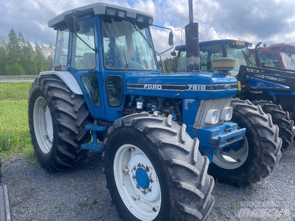 Ford 7810 II Tractoare