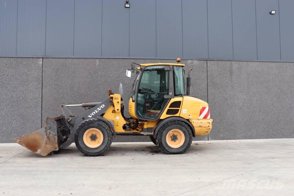 Volvo L25F-Z Incarcator pe pneuri