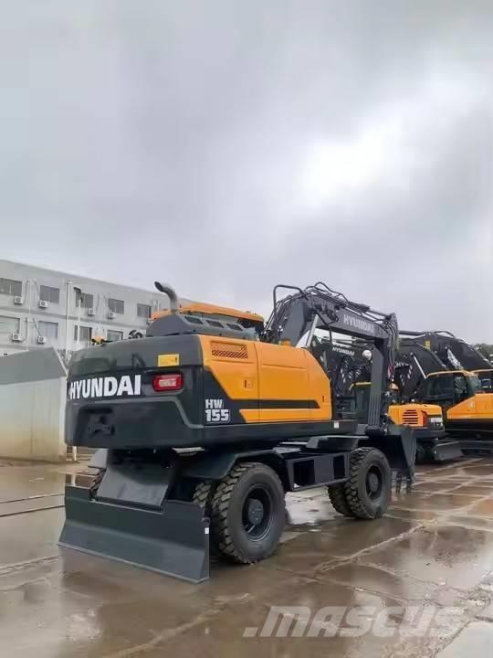 Hyundai HW 155 Excavatoare pe șenile
