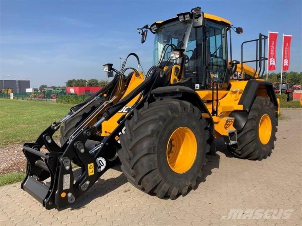 JCB 427 AGRI Incarcator pe pneuri