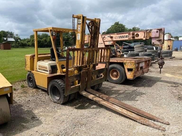 Komatsu FG 40ZT-4 Strivuitoare-altele