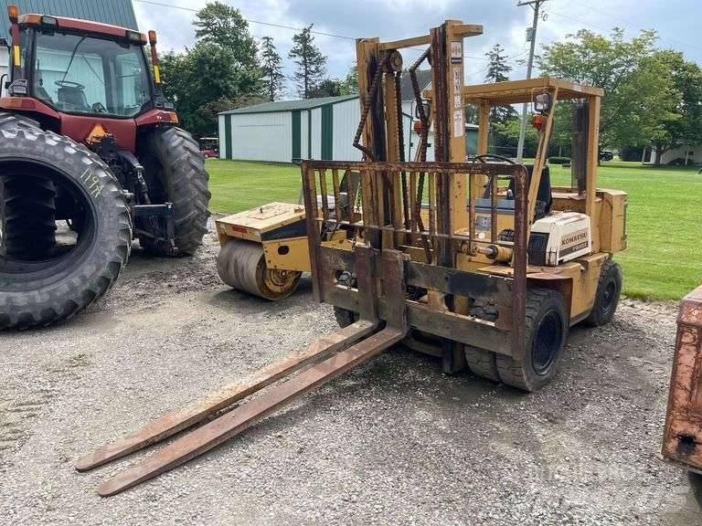 Komatsu FG 40ZT-4 Strivuitoare-altele