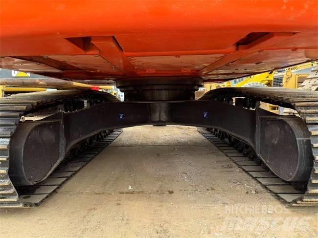 Doosan DX 225 LCA Excavatoare pe șenile
