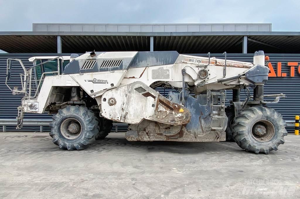Wirtgen WR 240 Reciclatori asfalt