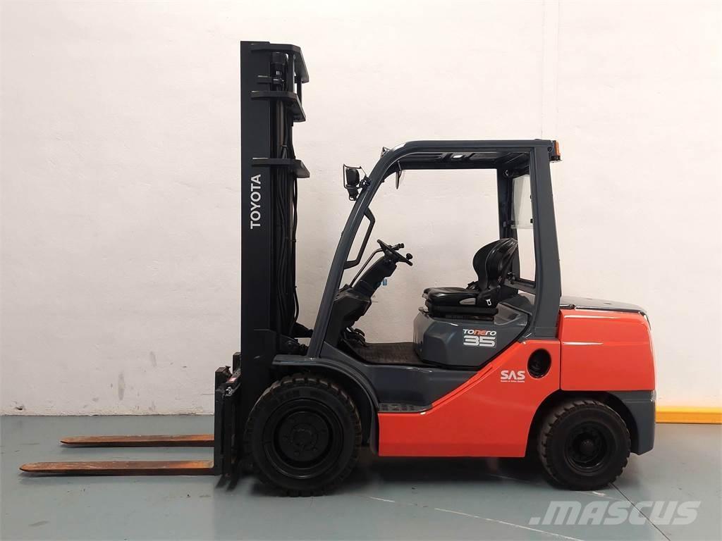 Toyota 52 8FDJF35 Stivuitor diesel
