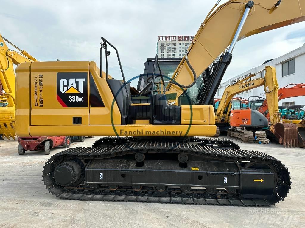 CAT 330 GC Excavatoare pe șenile
