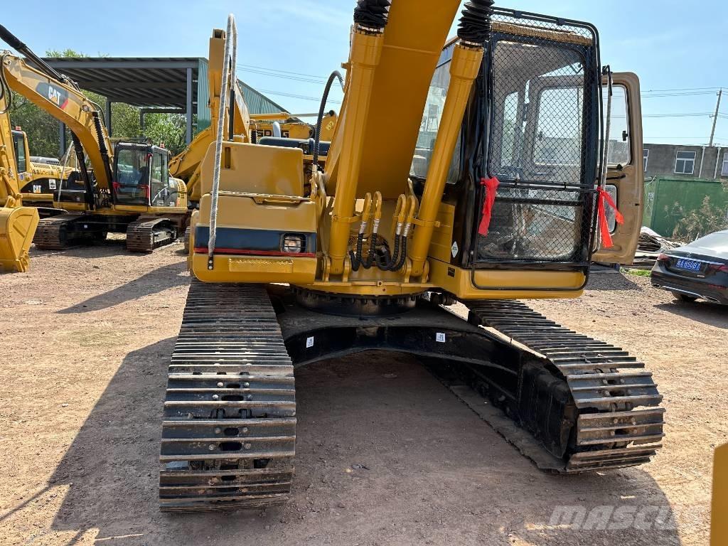 CAT 320 B Excavatoare pe șenile
