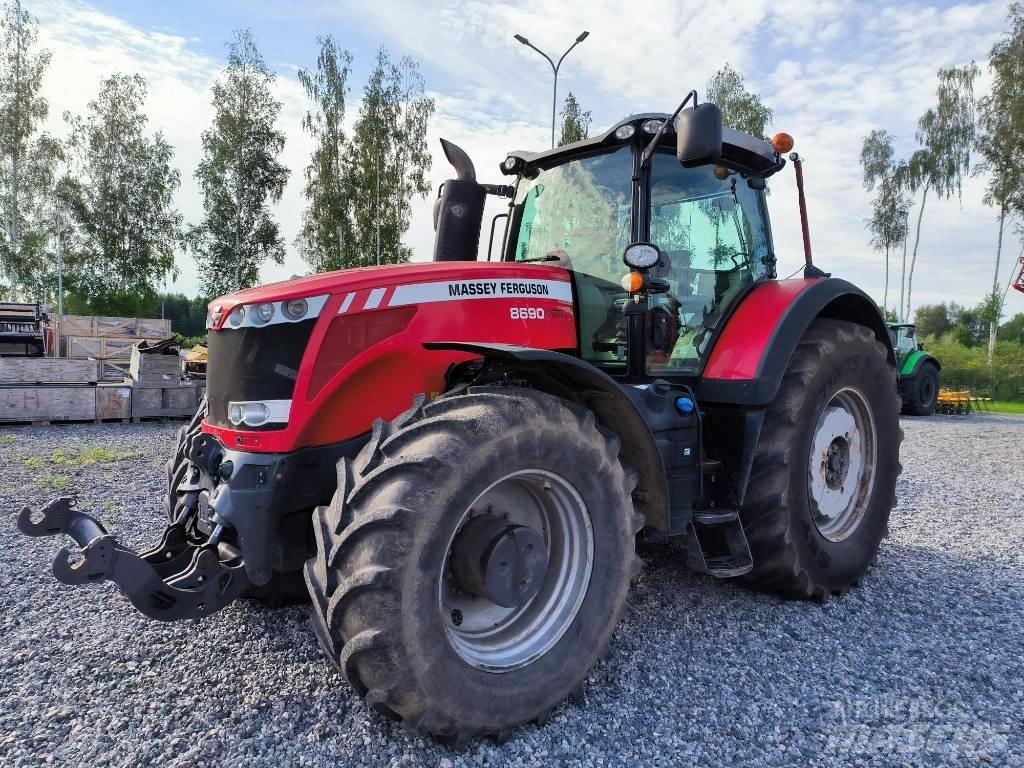 Massey Ferguson 8690 Tractoare