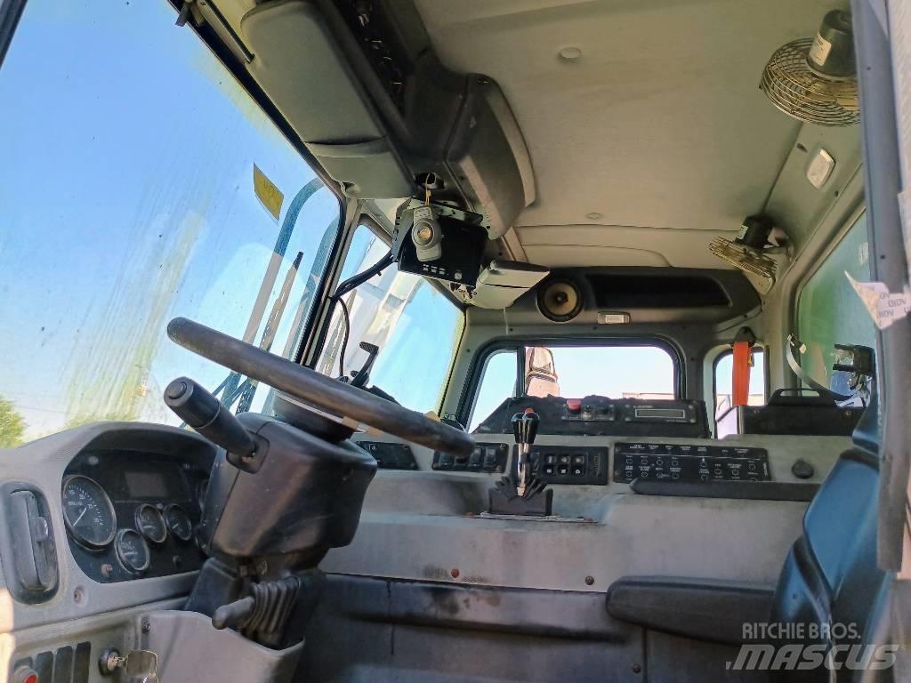 Peterbilt 520 Camion de deseuri