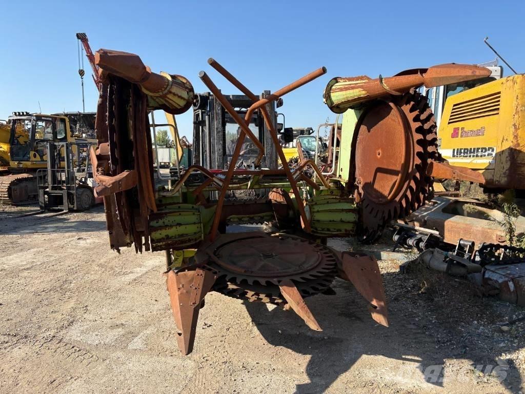 CLAAS RU 450 Forajere cu autopropulsare