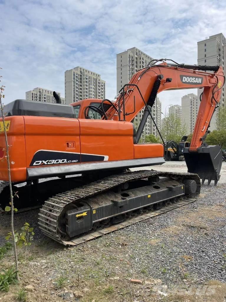 Doosan DX 300 LC Excavatoare pe șenile
