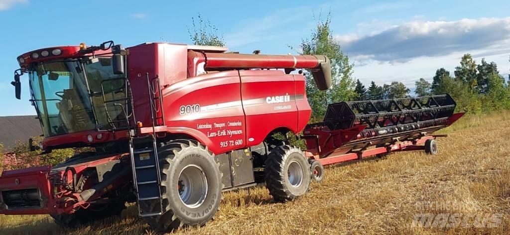 Case IH 9010 Combine de secerat