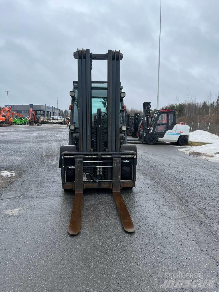 Nissan WG1F4A50Y Stivuitor diesel