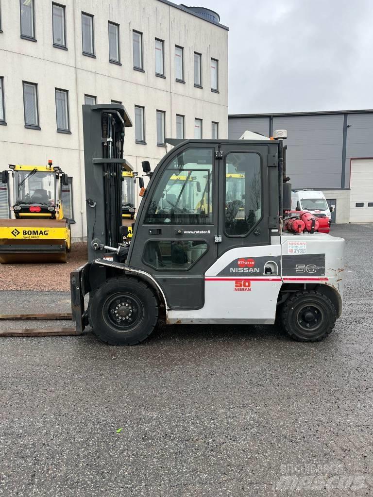 Nissan WG1F4A50Y Stivuitor diesel