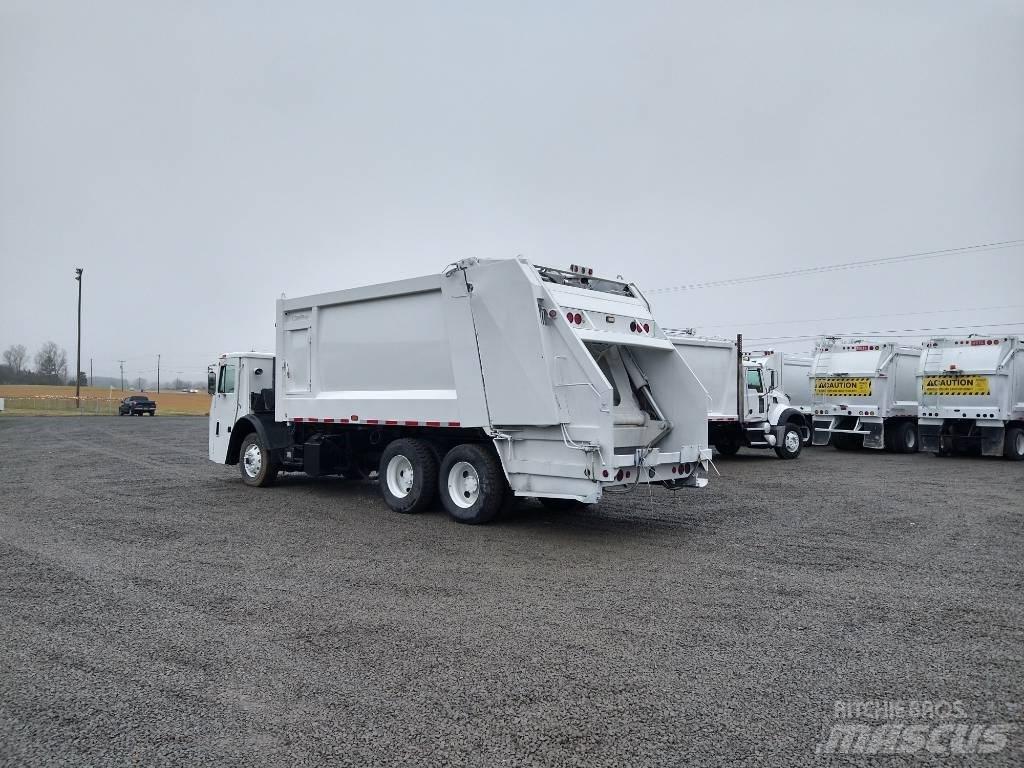 Mack LE613 Camion de deseuri