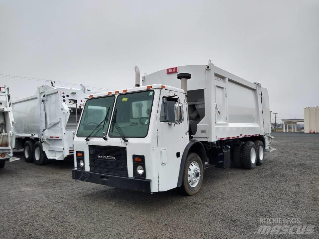 Mack LE613 Camion de deseuri