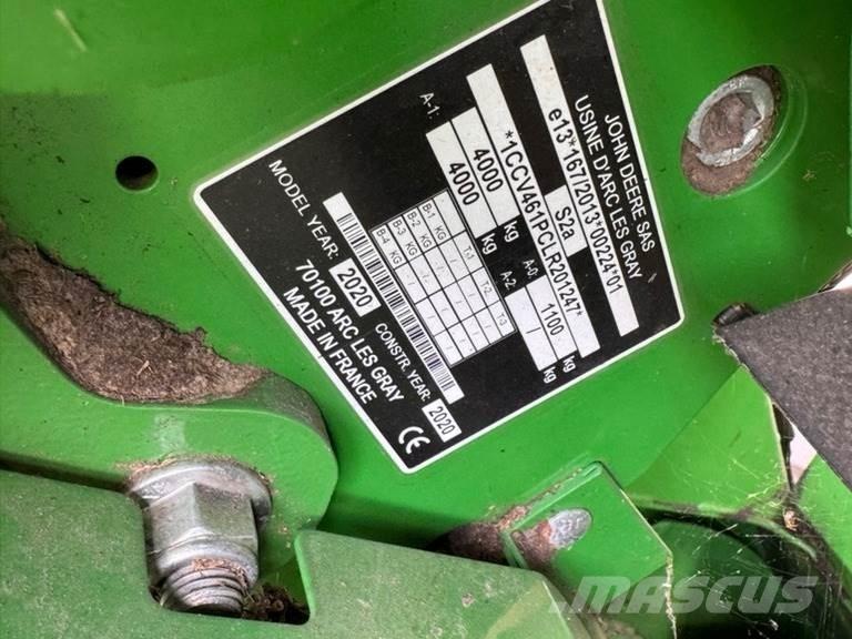 John Deere V461R Masina de balotat cilindric