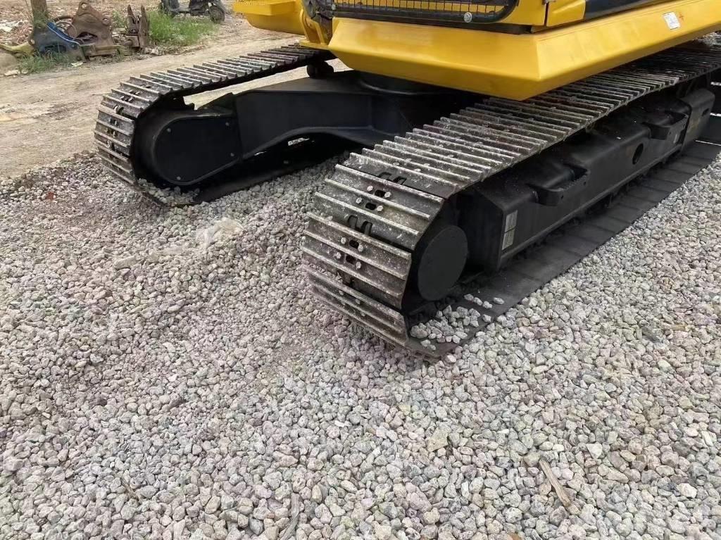 Komatsu PC 130 LC Excavatoare pe șenile
