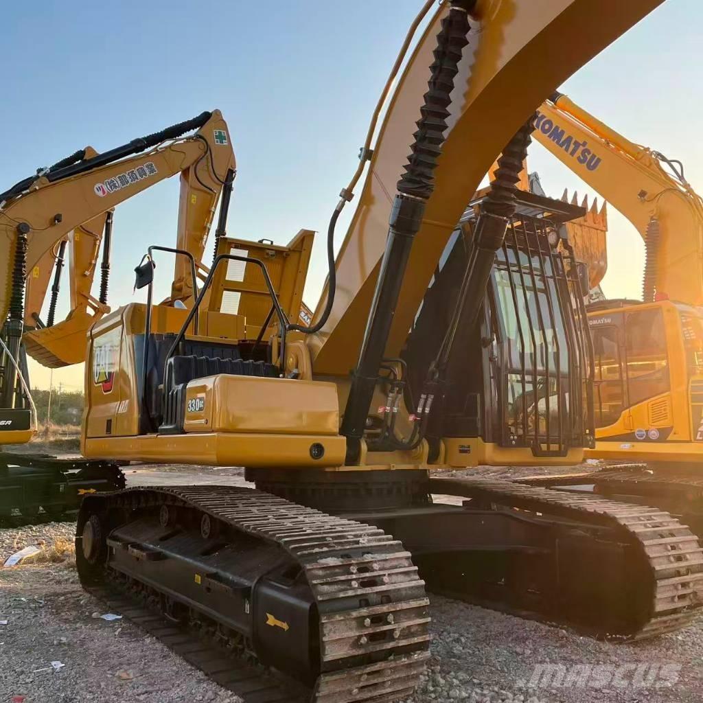 CAT 330 Excavatoare pe șenile
