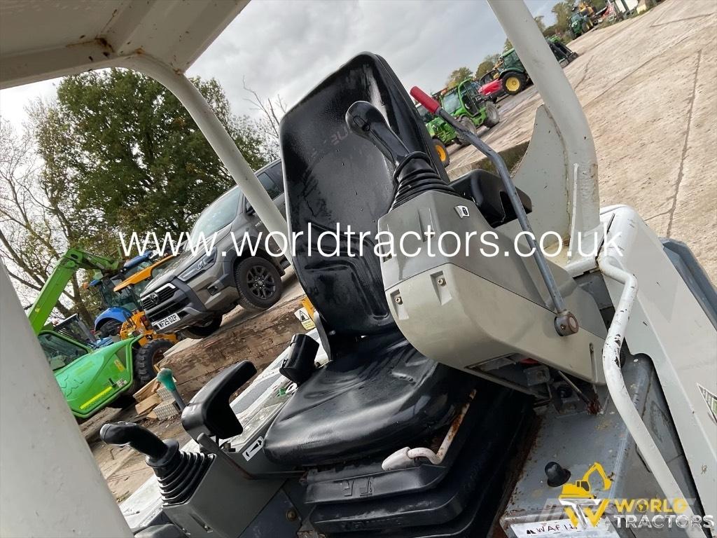 Takeuchi TB 228 Mini excavatoare < 7t