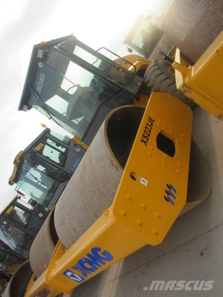 XCMG XS 223 J Compactoare monocilindrice