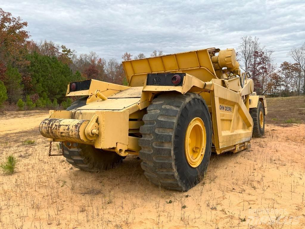 DEERE 862 Elevatoare