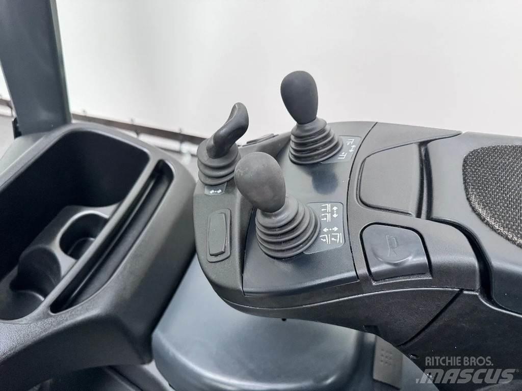 Linde 386 E 16-02 Stivuitor electric