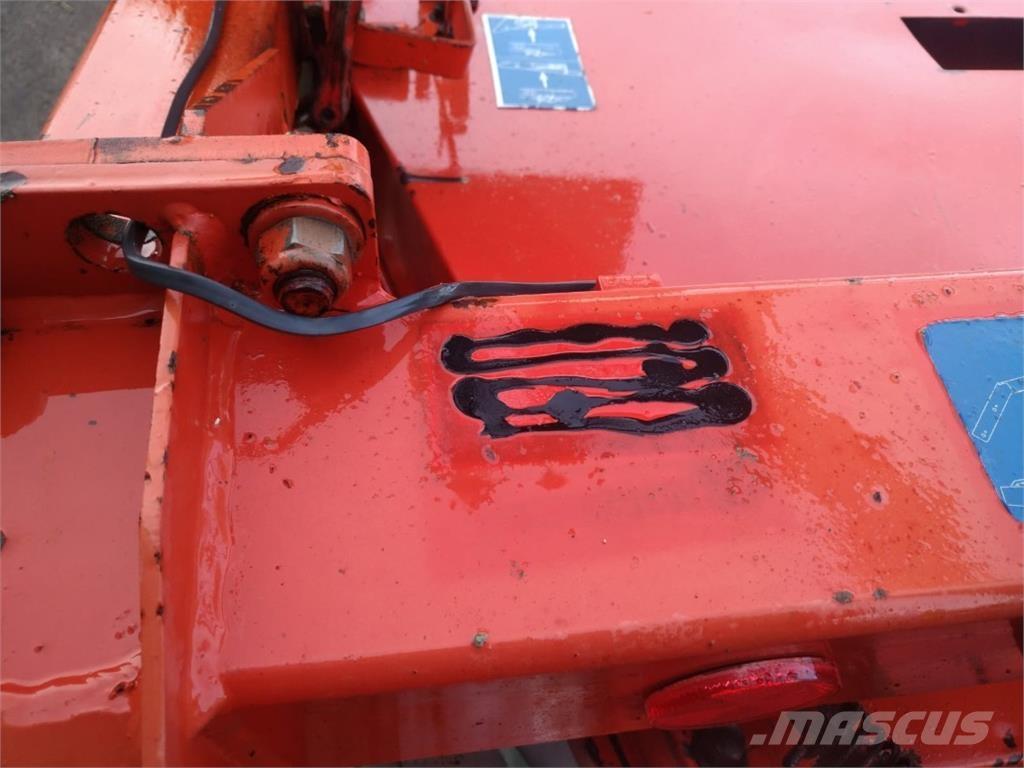 Kuhn GMD 802 F Cositoare de iarba cu umidificator