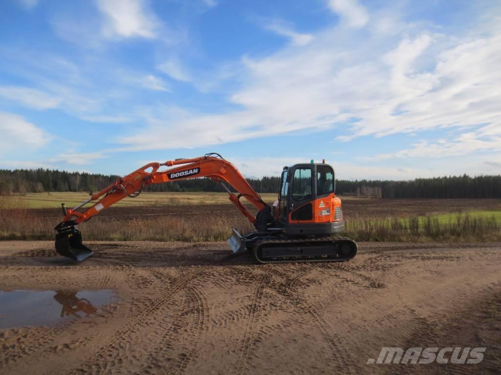 Doosan DX 85 R Excavatoare 7t - 12t