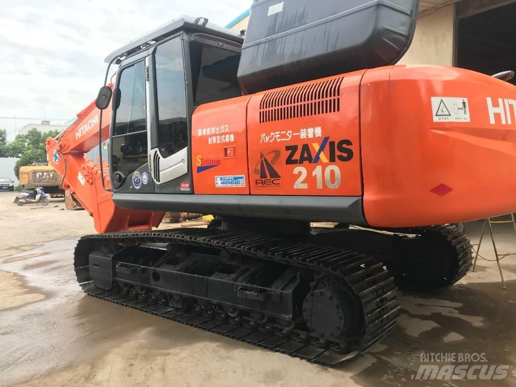 Hitachi ZX 210 Excavatoare pe șenile
