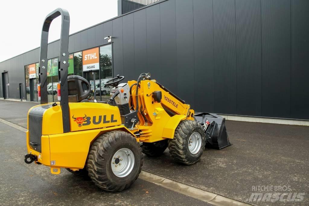 Bull 250 Tele Încărcătoare pe roți telescopice
