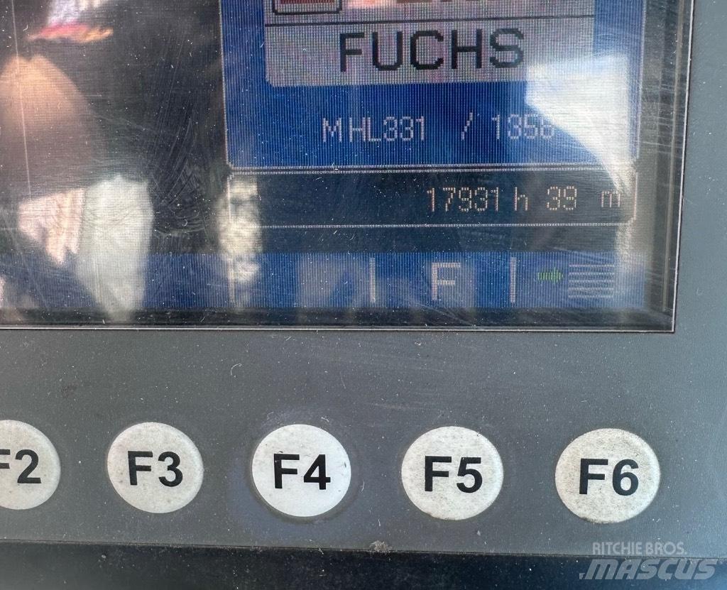 Fuchs MHL 331 D Paleta de manipulare