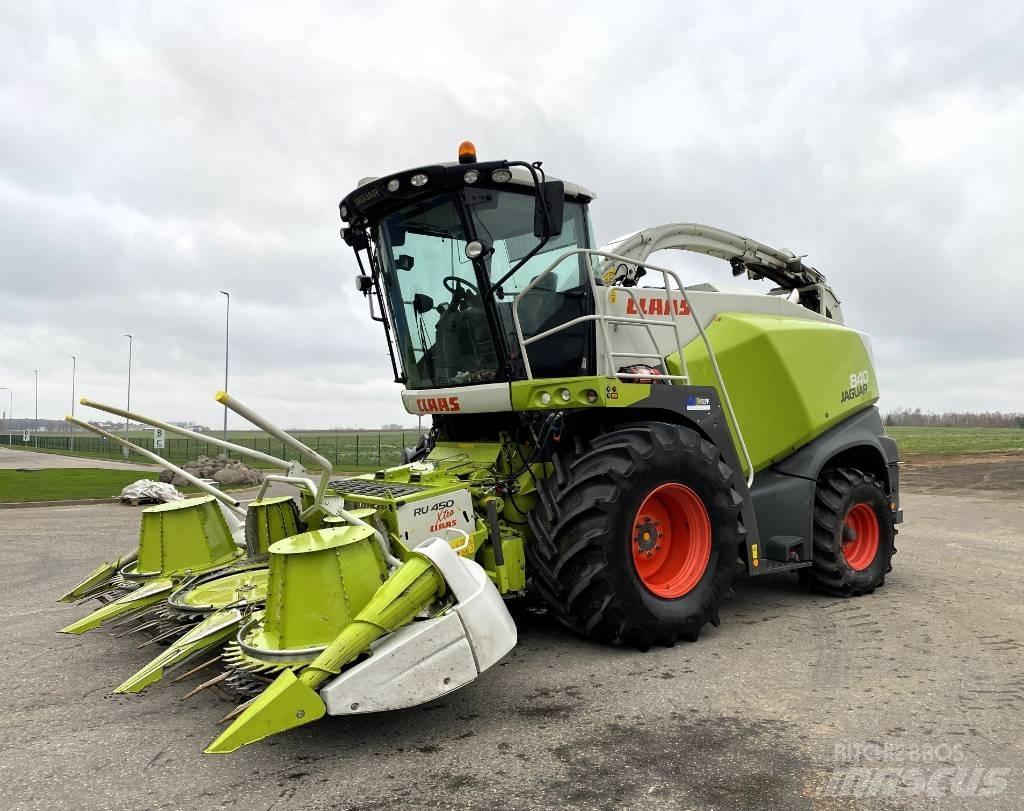 CLAAS Jaguar 840 Culegatoare de nutret