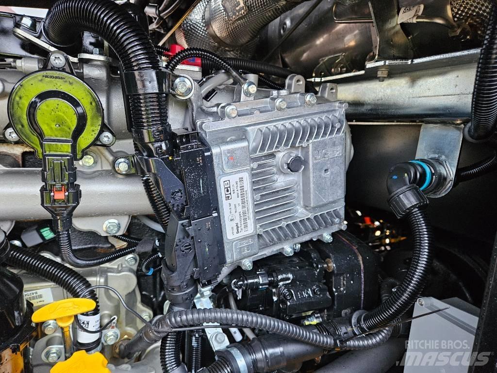 JCB 413K Incarcator pe pneuri