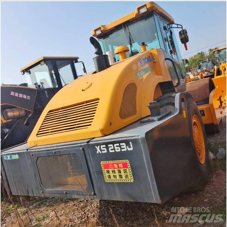 XCMG XS 263 J Compactoare monocilindrice